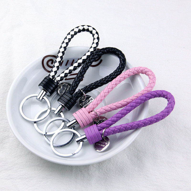 Chain Lock Combination - Stilvoller geflochtener, gewebter Schlüsselanhänger aus PU-Leder